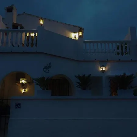 Villa Andalusian Charm And 365-day Pool Nerja