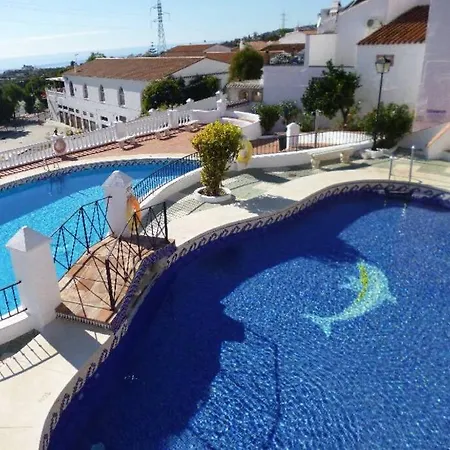 Villa Andalusian Charm And 365-day Pool Nerja
